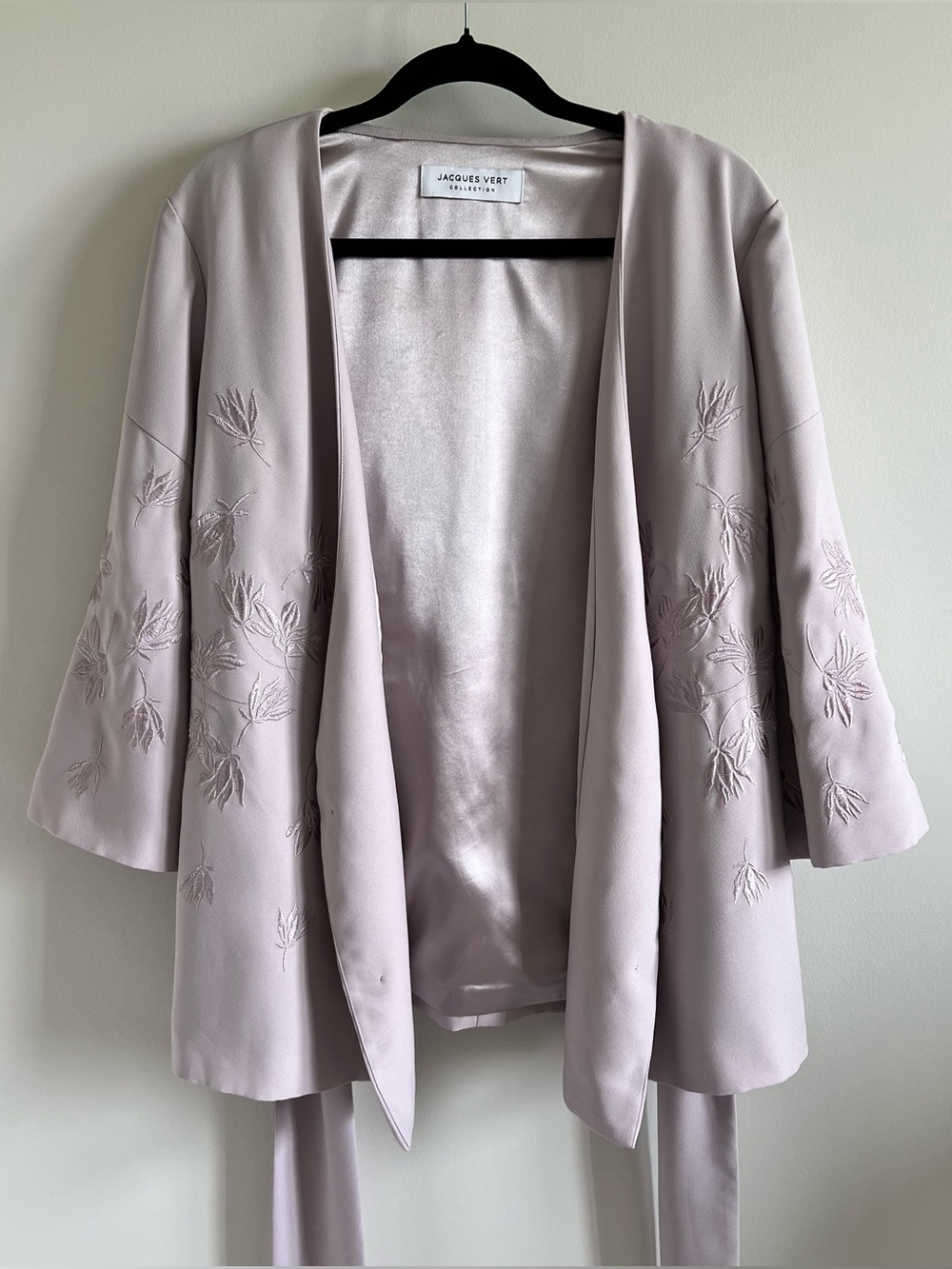 Oriental Leaf Embroidered Kimono / Wrap Blazer in Dusty Mauve / Lavender